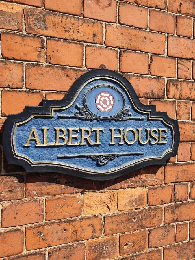 Albert House Бригг Экстерьер фото